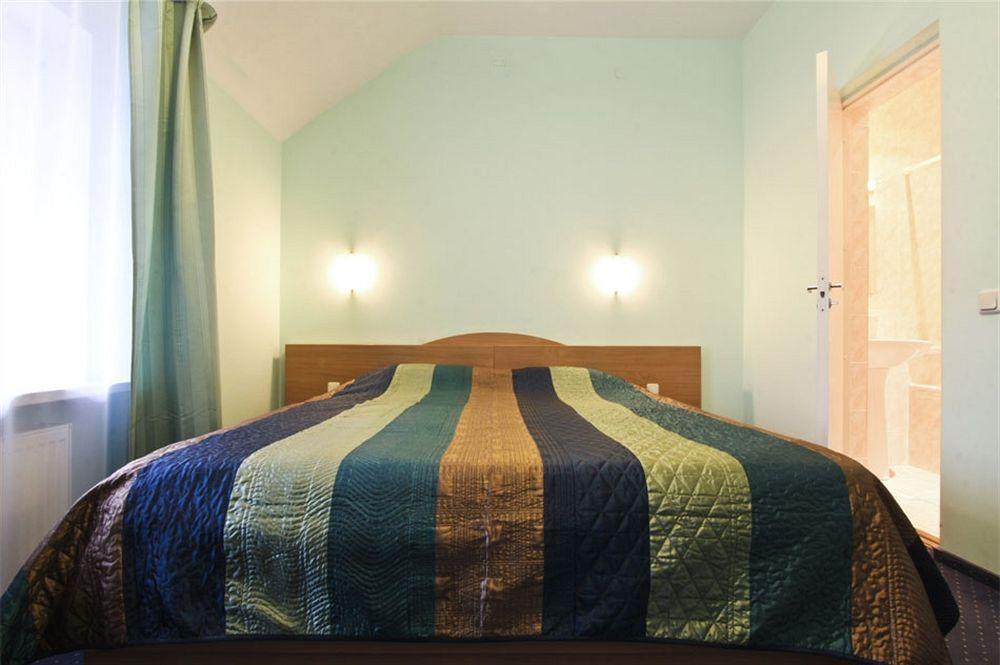 Telecom Guest Hotel Vilnius Bagian luar foto