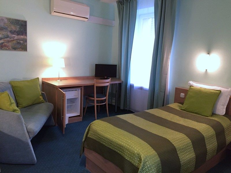 Telecom Guest Hotel Vilnius Bagian luar foto