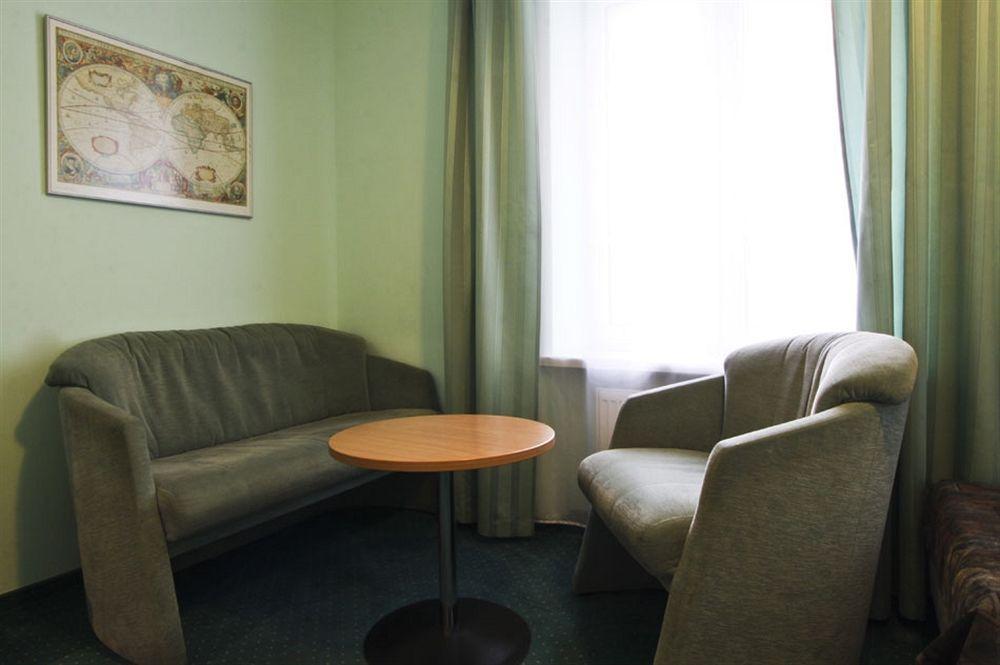 Telecom Guest Hotel Vilnius Bagian luar foto