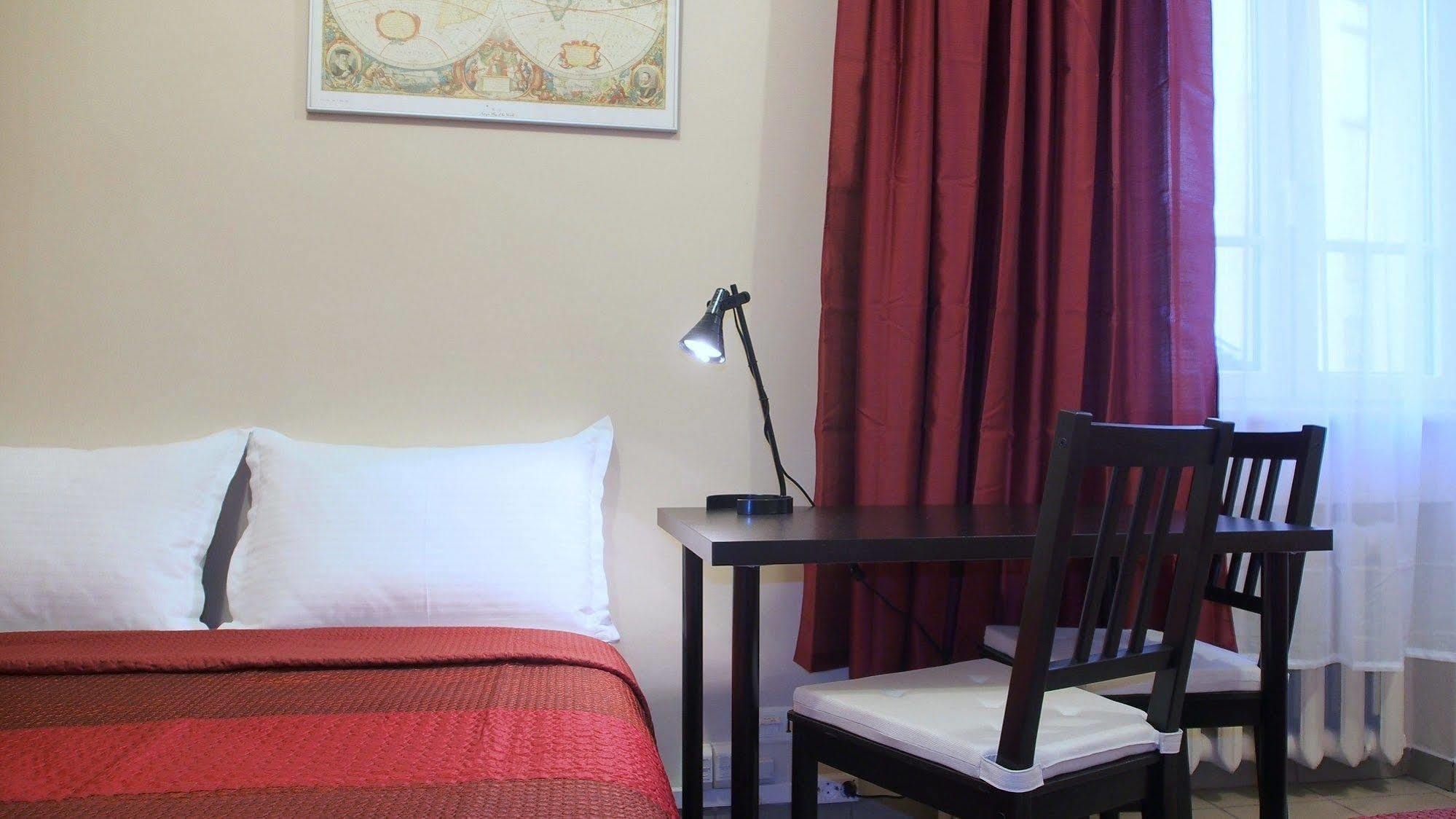 Telecom Guest Hotel Vilnius Bagian luar foto