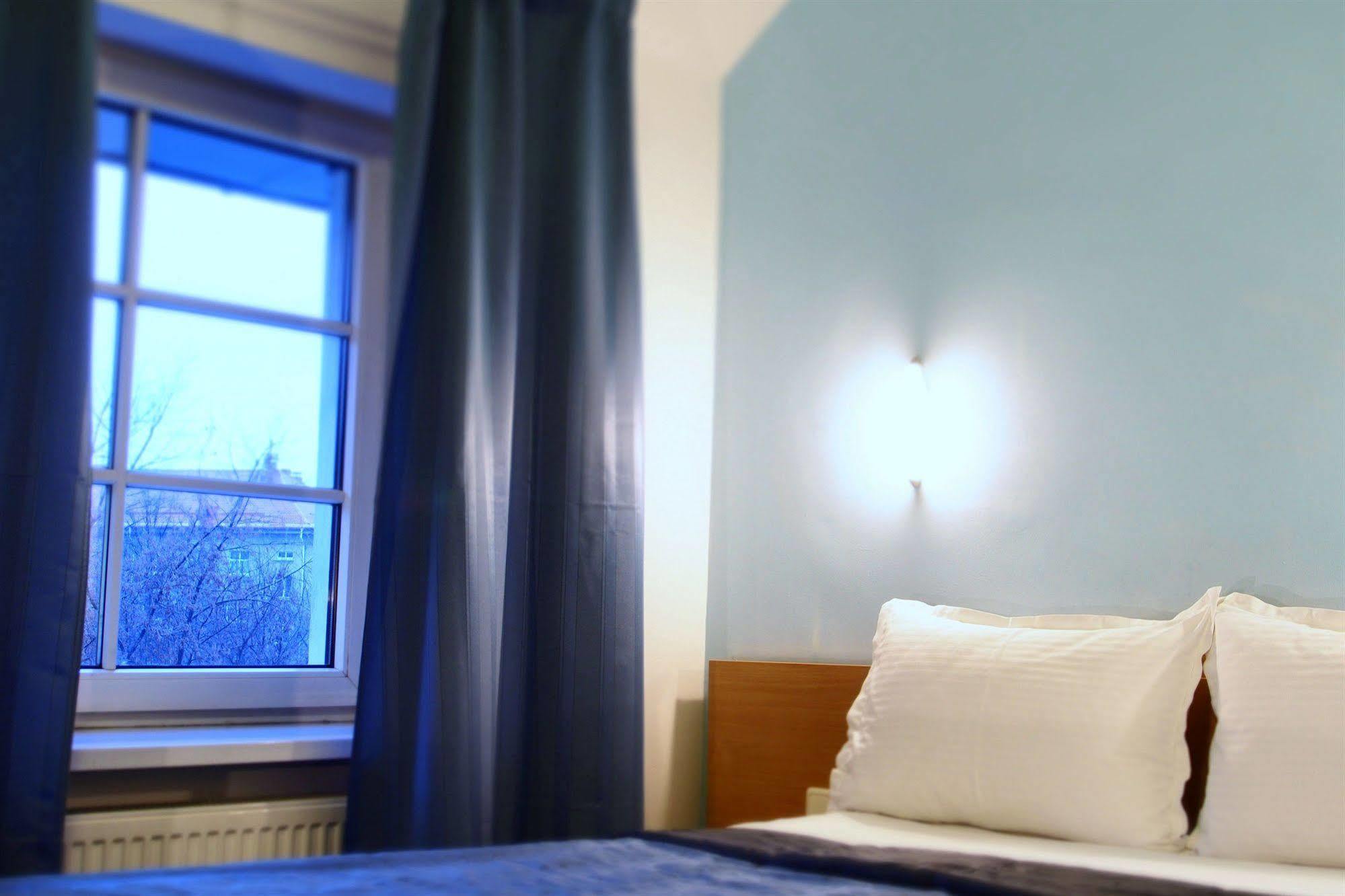 Telecom Guest Hotel Vilnius Bagian luar foto
